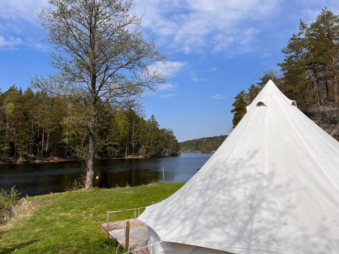 Hommen Gard Glamping Hotel Risor Exterior photo