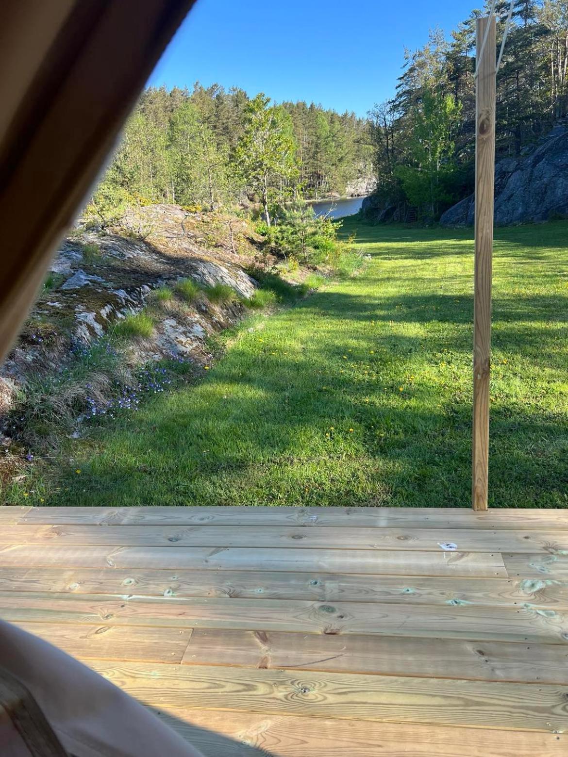 Hommen Gard Glamping Hotel Risor Exterior photo